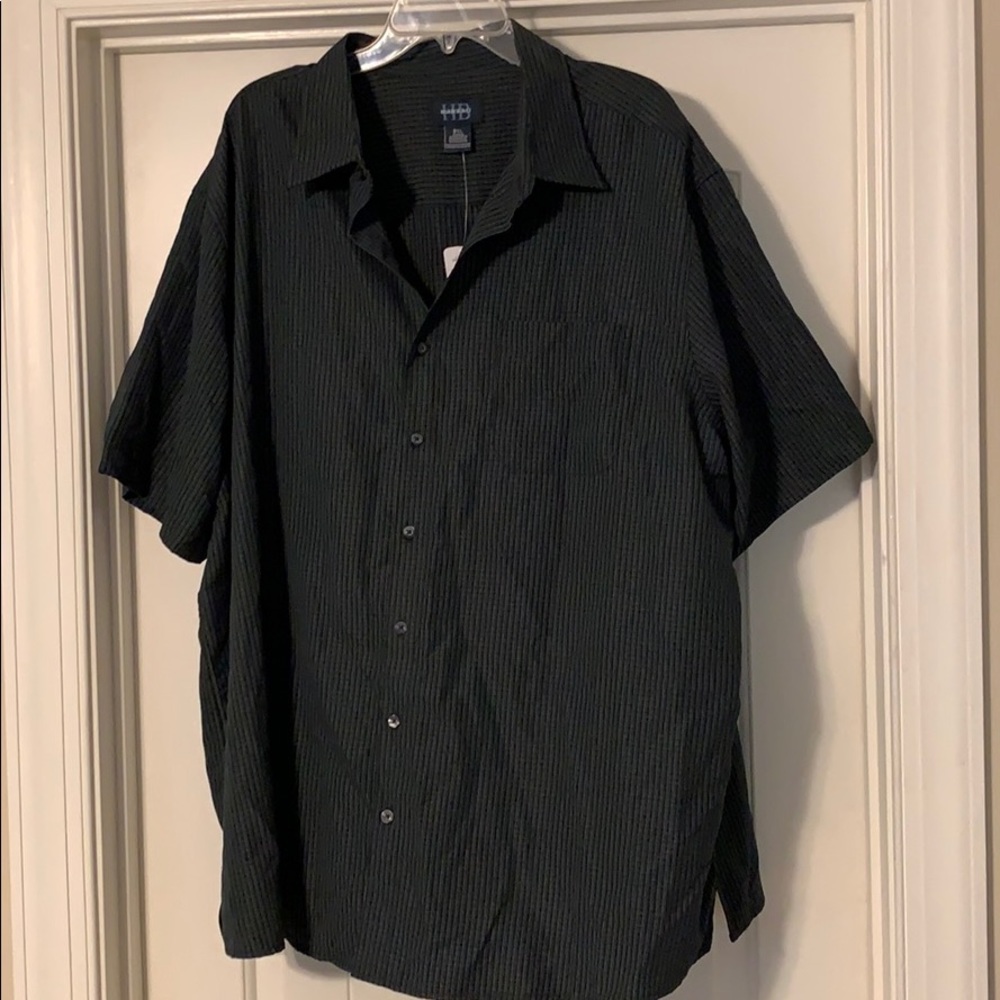 *NEW* Harbor Bay button down short sleeve shirt